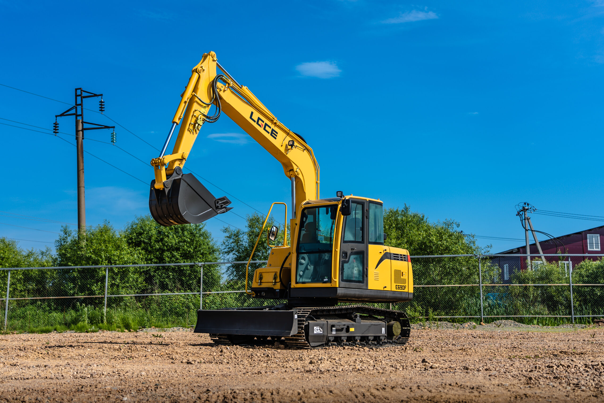 Экскаватор LGCE E690F